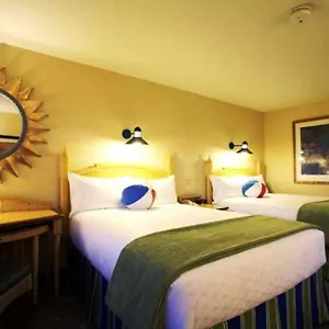 **** Hotel Disneys Paradise Pier Estados Unidos