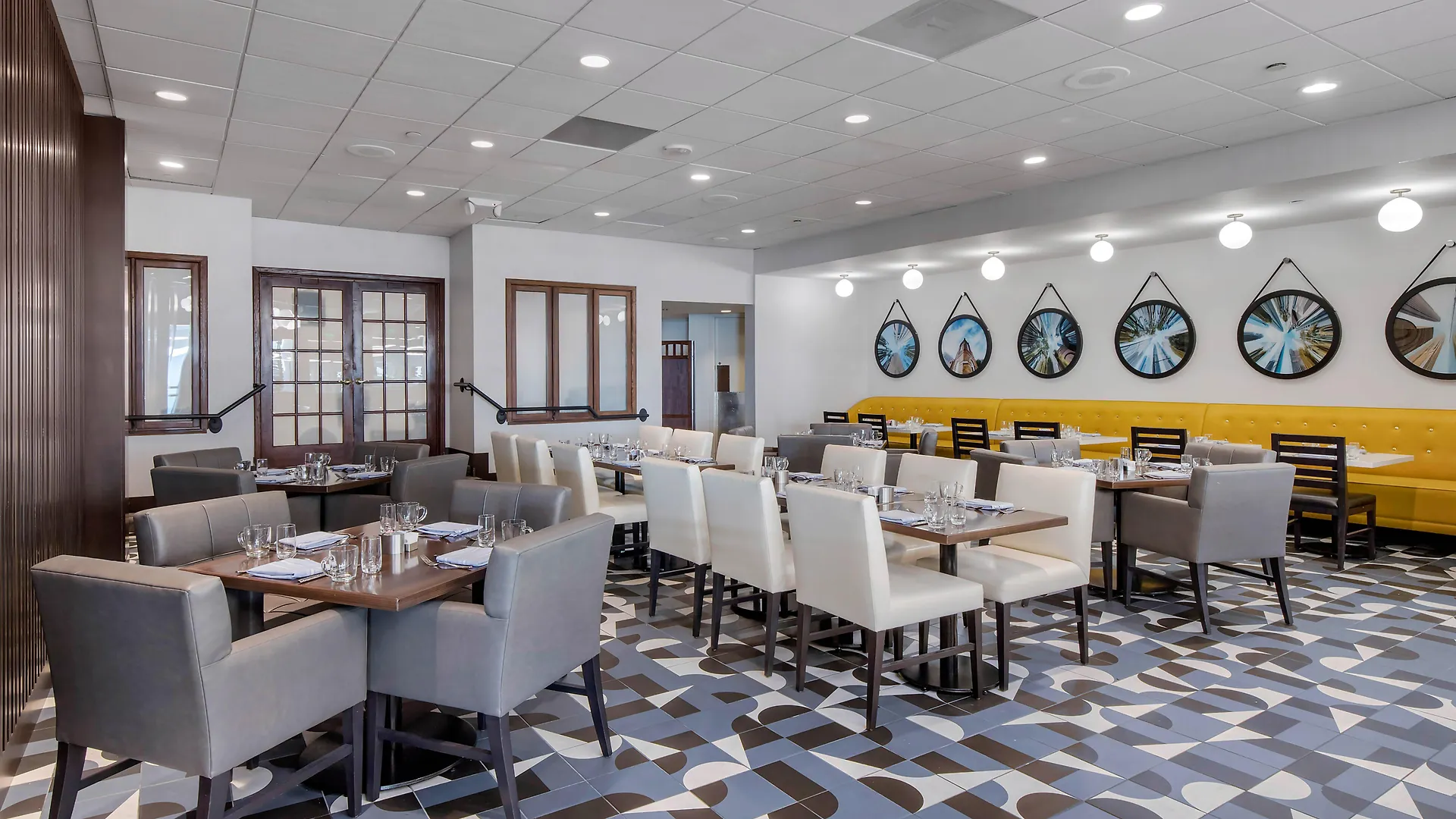 Omni Charlotte Hotel