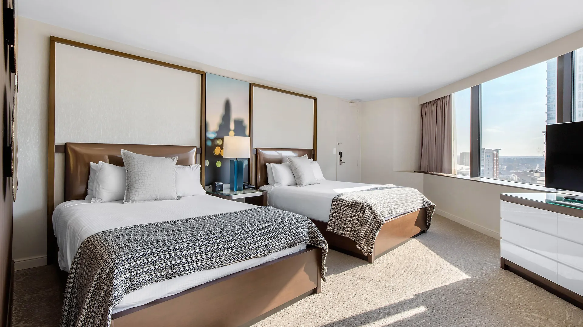 Omni Charlotte Hotel