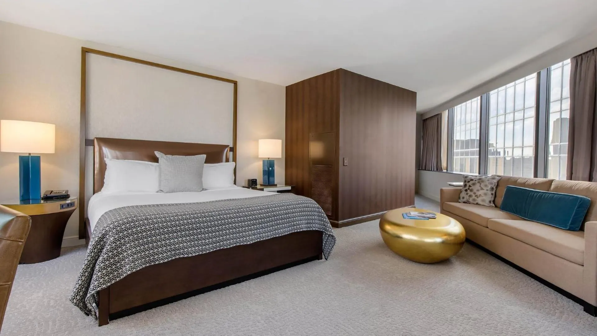Omni Charlotte Hotel