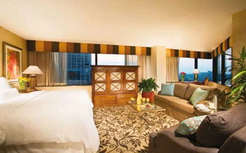 Omni Charlotte Hotel